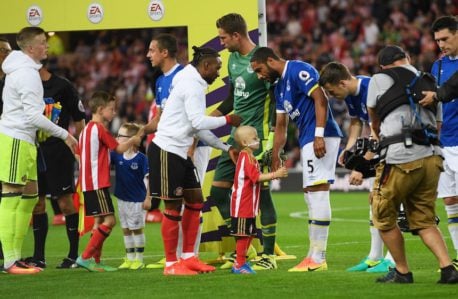 Everton pagó por el tratamiento de un niño aficionado del Sunderland