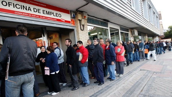 Informe OIT: España entre los países con más trabajadores jóvenes pobres