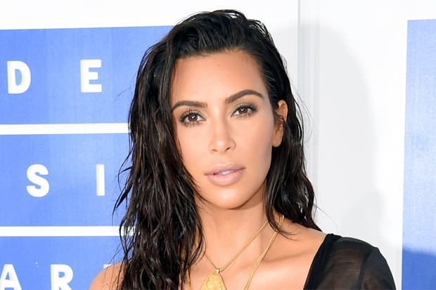La nueva y cuestionada moda que Kim Kardashian ha impuesto como tendencia