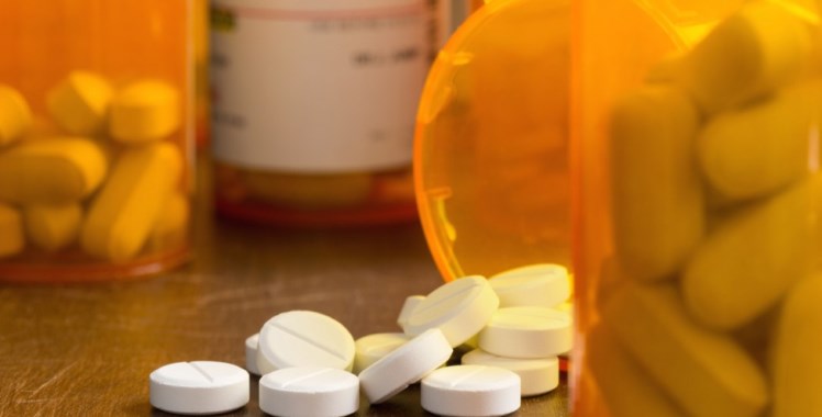 Analgésicos opioides con receta médica son la puerta de entrada a la heroína, no la marihuana, declaran expertos