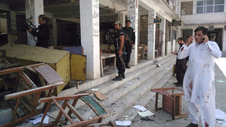Pakistan: Al menos 18 muertos por doble atentado suicida