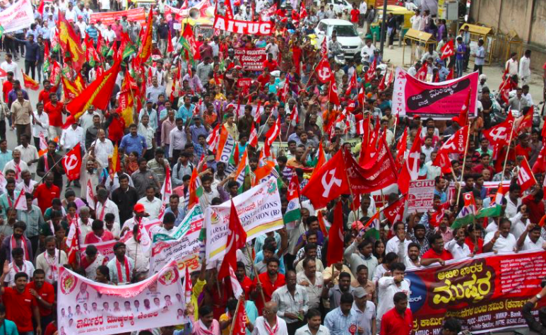 India: Millones de trabajadores se movilizan en el paro más grande de la historia