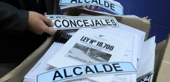Lenta constitución de mesas y pocos votantes en las primeras horas de Municipales