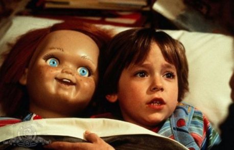 Mira como ha crecido el niño que protagonizó Chucky el muñeco diabólico