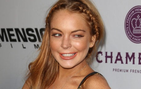 (+Foto Hot) Lindsay Lohan subió foto en topless y luego la borró pero acá la tenemos