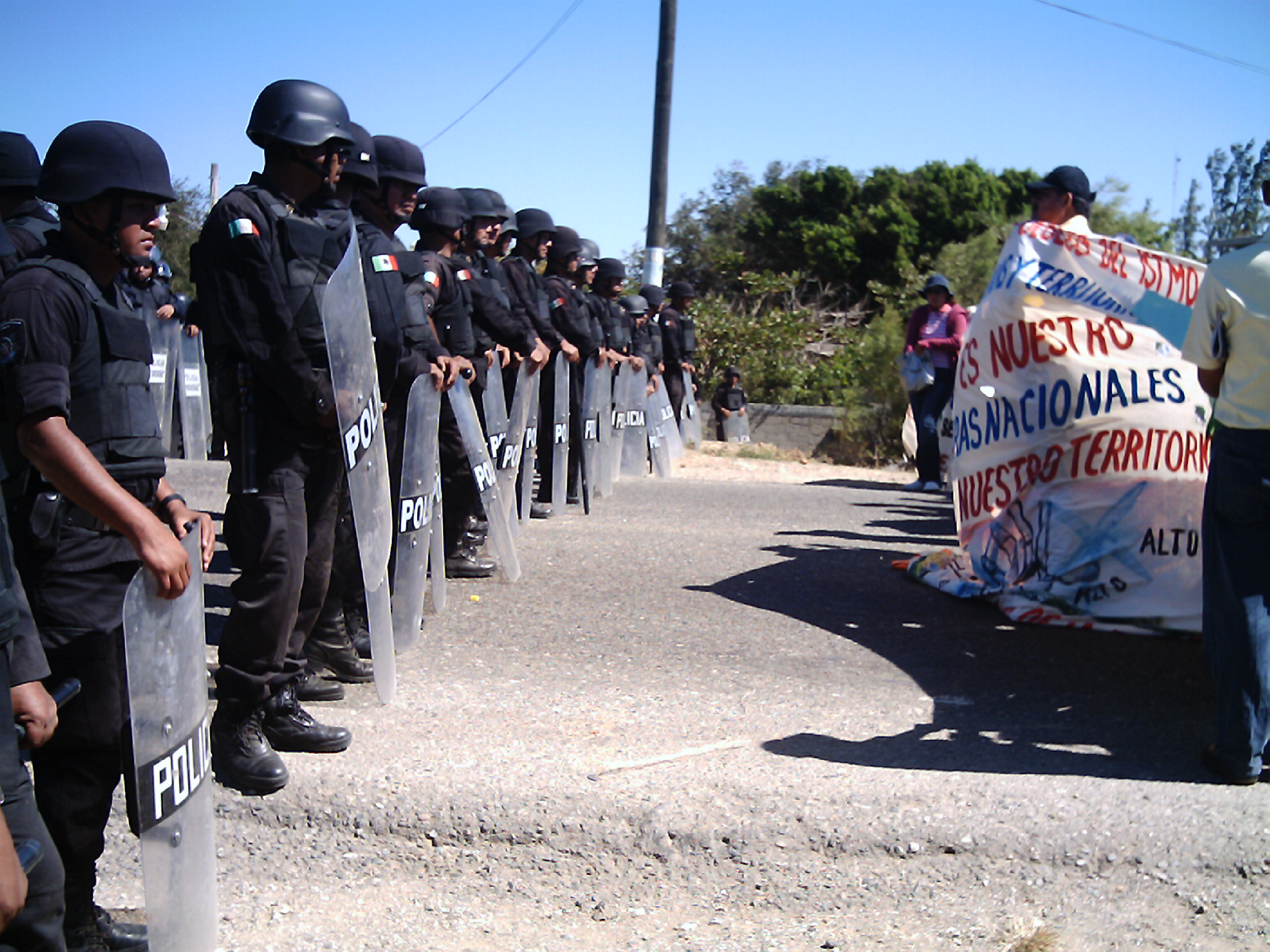 México: Forman frente contra proyectos mineros y eólicos