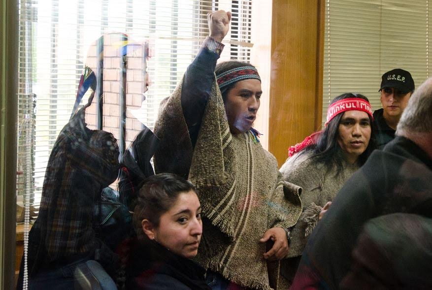 Presos políticos mapuches quedan en libertad, pero con arresto domiciliario