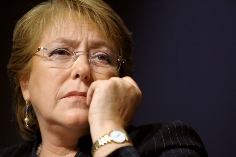 Encuesta Adimark registra leve alza de aprobación a Bachelet