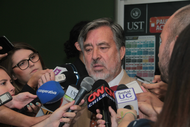 Diputados socialistas se reúnen con Alejandro Guillier en medio de definiciones electorales