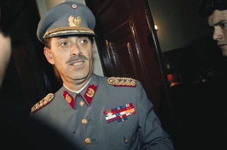 Ministro Carroza dicta acusación contra Krassnoff por secuestro en «Operación Colombo»