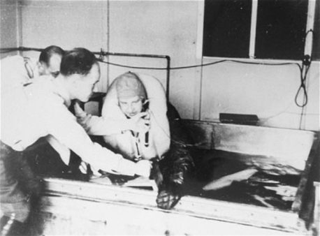 Los peores experimentos con humanos realizados por los nazis (FOTOS)