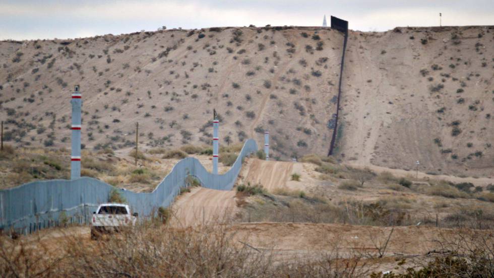 México: Constructora se ofrece para construir el muro fronterizo de Trump