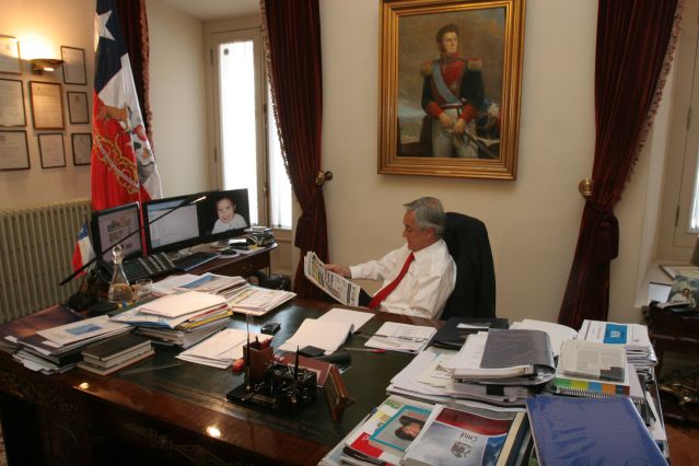 Navarro: «Piñera pudo comprar Exalmar con terminal Bloomberg en su escritorio de La Moneda»