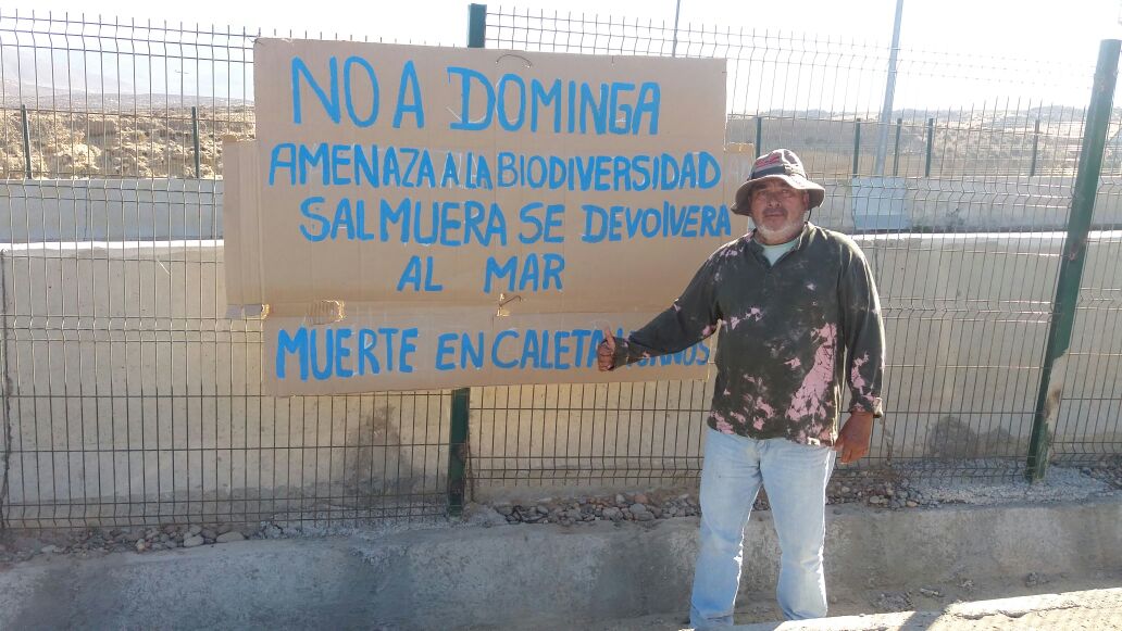 Pescadores de La Higuera protestan contra proyectos minero-portuarios Dominga y Cruz Grande