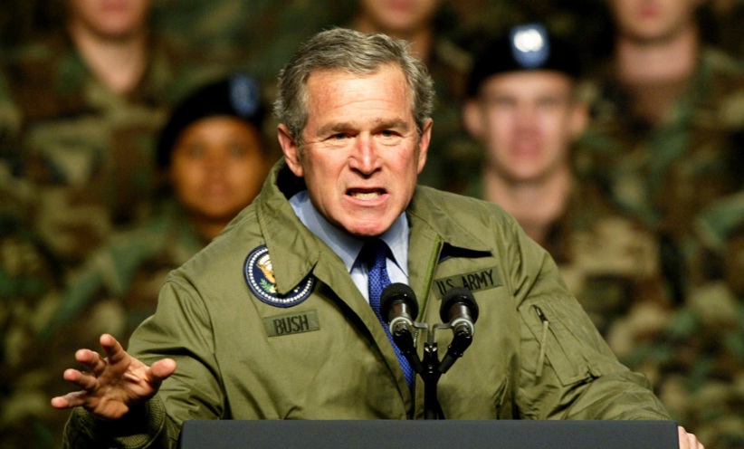 Corte evaluará dar comienzo a inédito juicio civil contra Bush por guerra en Irak