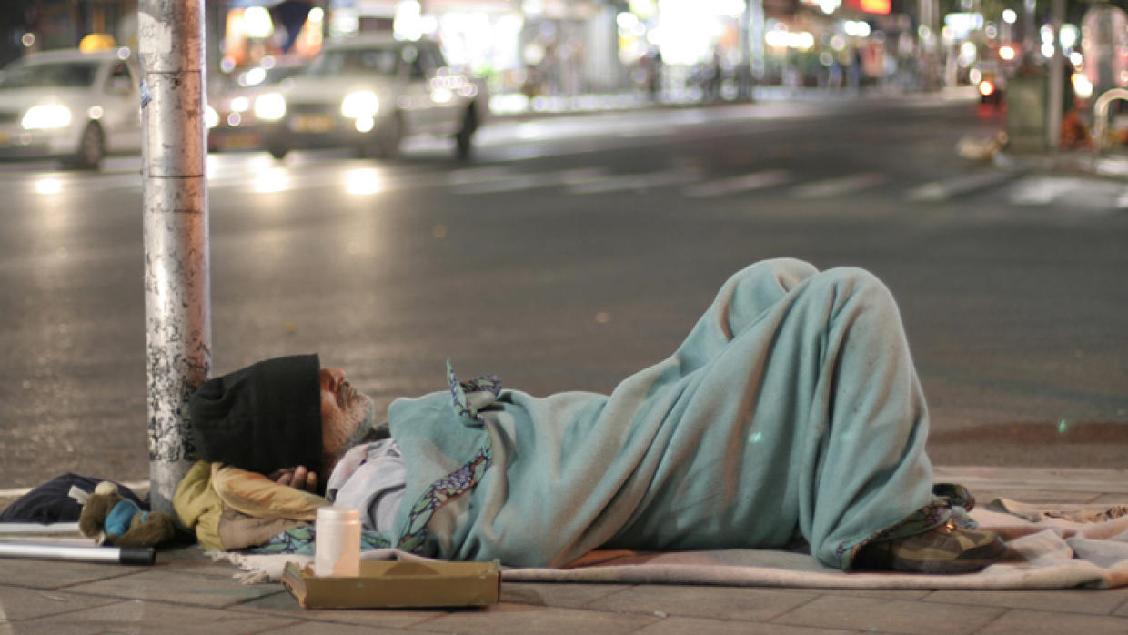 Ante críticas por multas a personas en situación de calle, municipio de Antofagasta anuncia centro de rehabilitación de drogas y alcohol