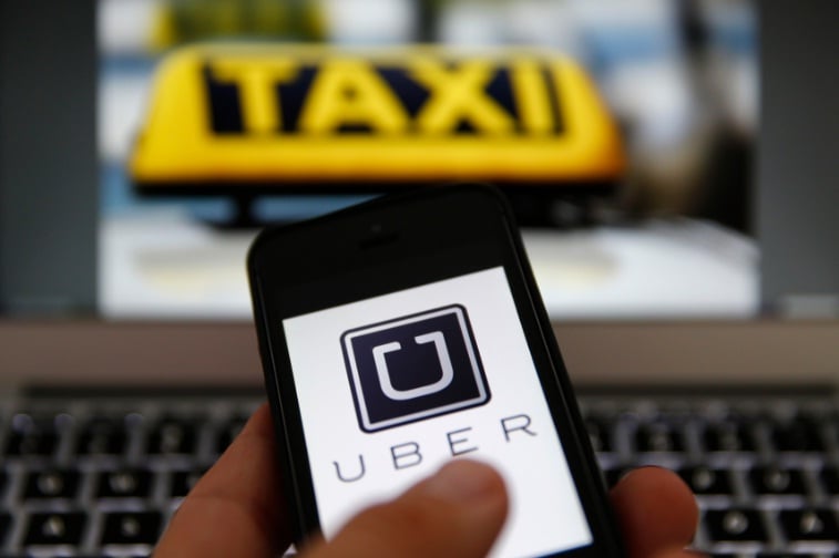Australia establece impuesto a conductores de Uber