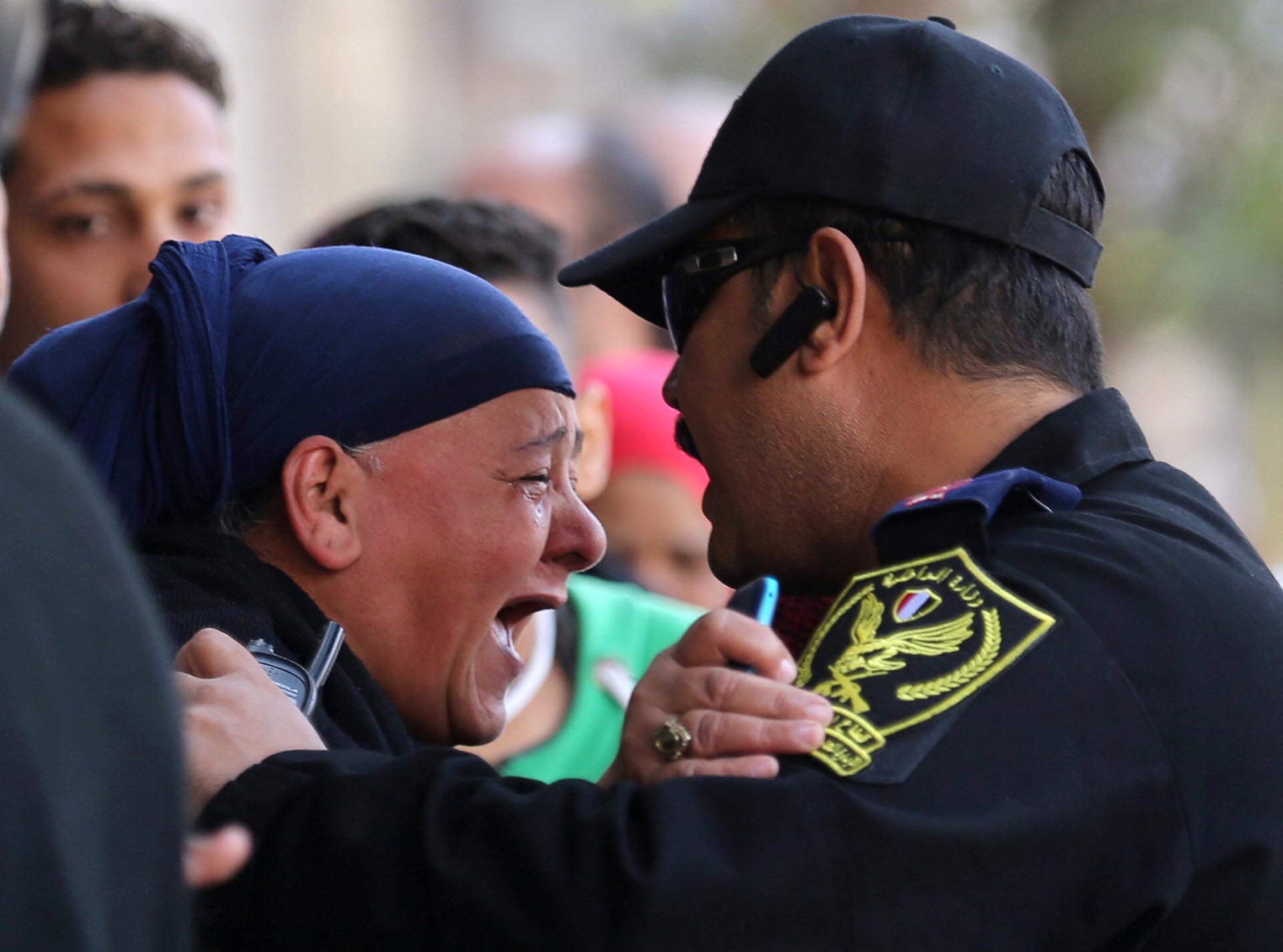 Terrible! 22 imágenes que muestran la destrucción de una iglesia cristiana en El Cairo Terrible! 22 imágenes que muestran la destrucción de una iglesia cristiana en El Cairo
