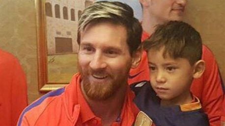 Sueño cumplido: Niño afgano que vestía camiseta de Messi hecha con bolsas de basura pudo conocer a su ídolo