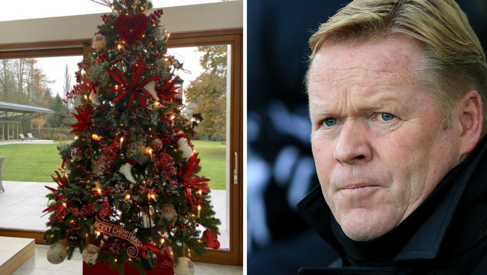 Seguidores del Everton obligan a Koeman a cambiar su árbol de Navidad