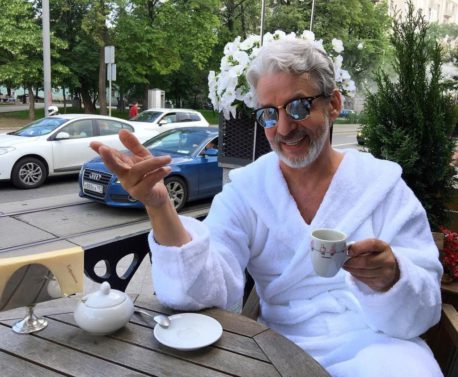 Mostraba su vida de millonario en Instagram, luego su secreto fue revelado (FOTO)