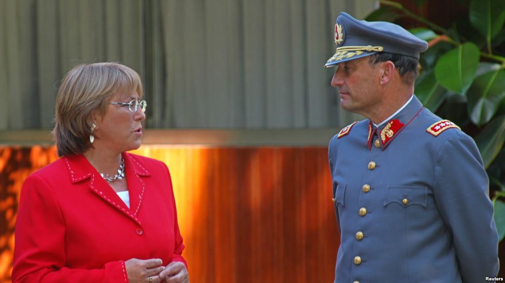 Gobierno aceptó renuncia de General (R) Juan Emilio Cheyre a Servel