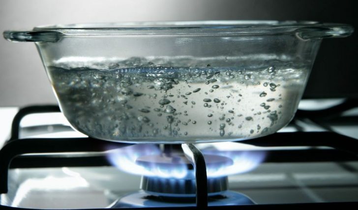 Nueva teoría podría explicar por qué el agua caliente se congela más rápido