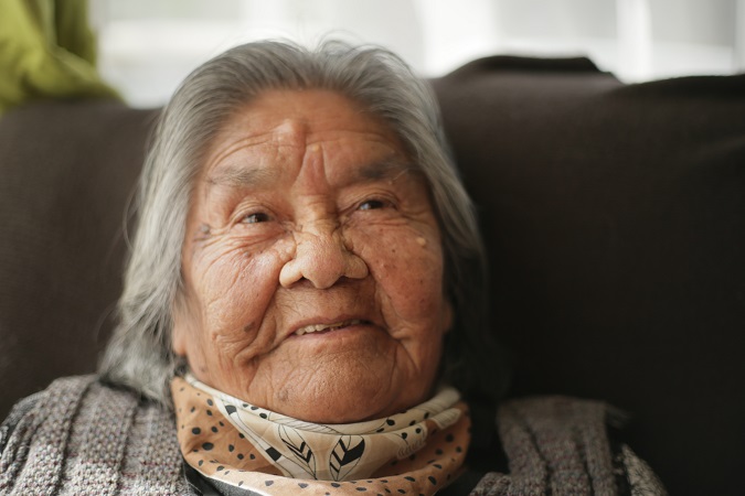 La última yagana: Aún existe discriminación a los pueblos originarios en Chile