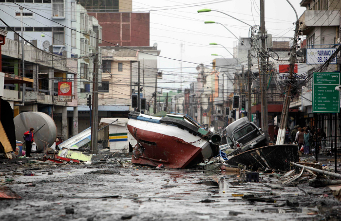 Terremotos, incendios y aluviones obligan al gobierno a reactivar proyecto que cambia la Onemi