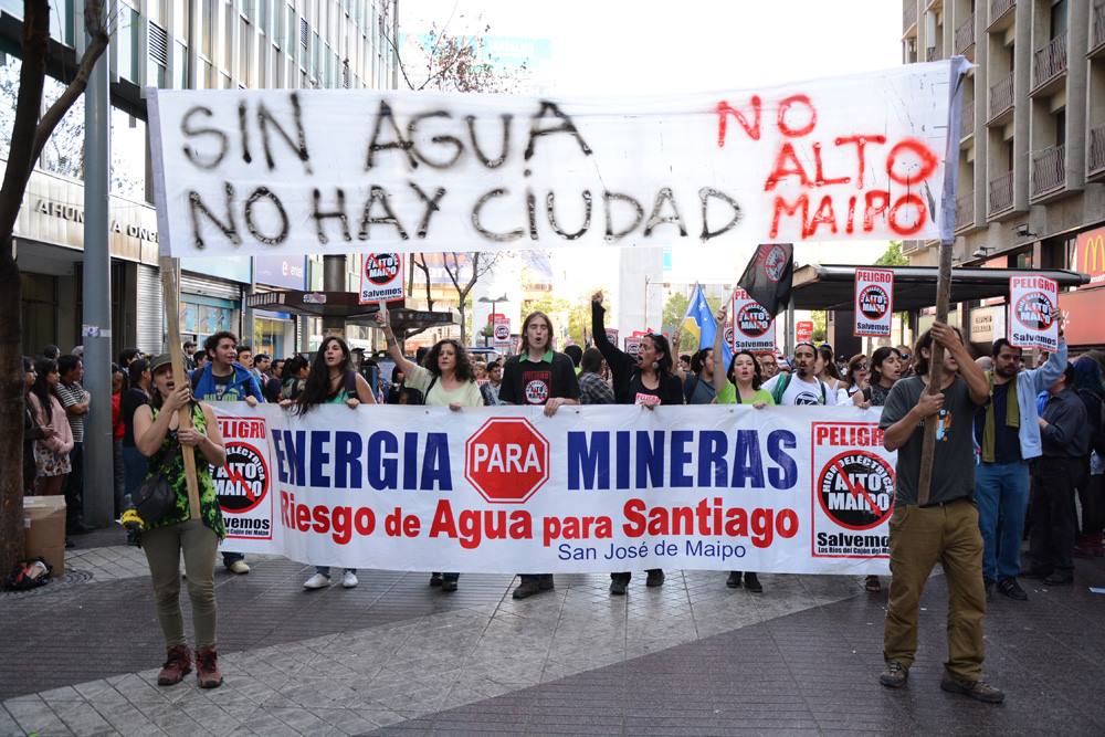 Activistas demandan paralización de proyecto Alto Maipo por graves incumplimientos ambientales