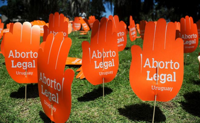 Uruguay: Jueza prohíbe aborto a mujer ante oposición de hombre que reclama paternidad