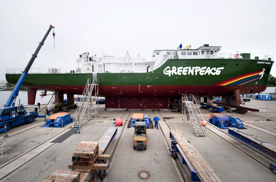 Icónico velero de Greenpeace se suma a la defensa de los mares del fin del mundo