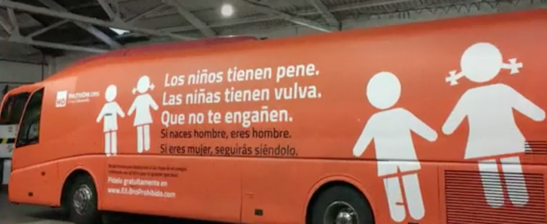 Autobús recorre calles de Madrid con mensaje transfóbico: «Los niños tienen pene, que no te engañen»