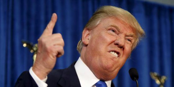 Increíble: Esta foto deja en evidencia el falso bronceado de Donald Trump y desata risas en internet
