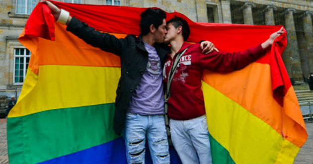 Denuncian a centro psiquiátrico de Maipú que ofrece «revertir» la homosexualidad