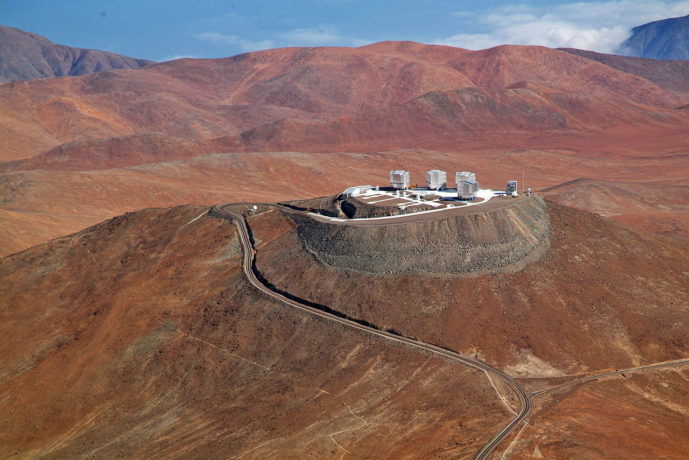 En Chile están dos de los telescopios que detectaron al sistema solar TRAPPIST-1