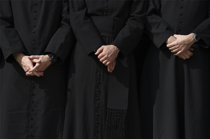 Australia: En 35 años fueron abusados sexualmente 4.444 niños por curas católicos