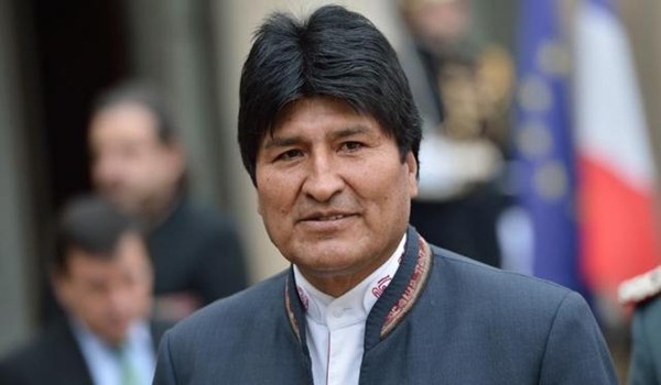 Evo Morales vuelve a Bolivia tras la operación en su garganta y afirma: «la OEA sigue el método golpista de EEUU»