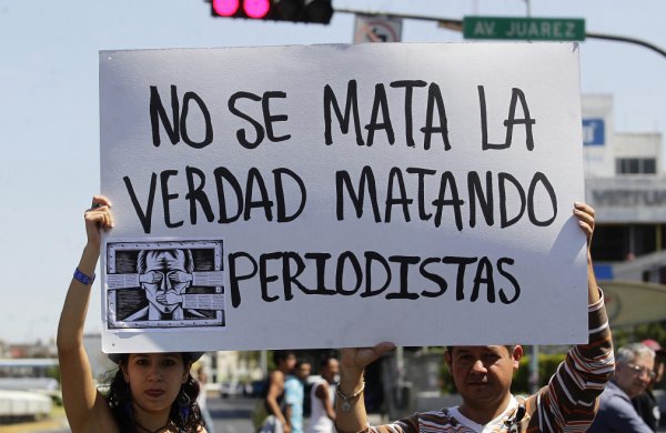 México: viuda de periodista asesinado deja un duro mensaje a Peña Nieto