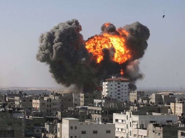 Siria: 58 muertos en un supuesto bombardeo químico