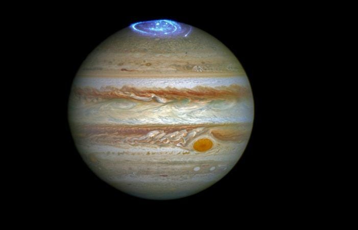 Descubren una gran mancha fría que acompaña a la famosa Gran Mancha Roja en Júpiter
