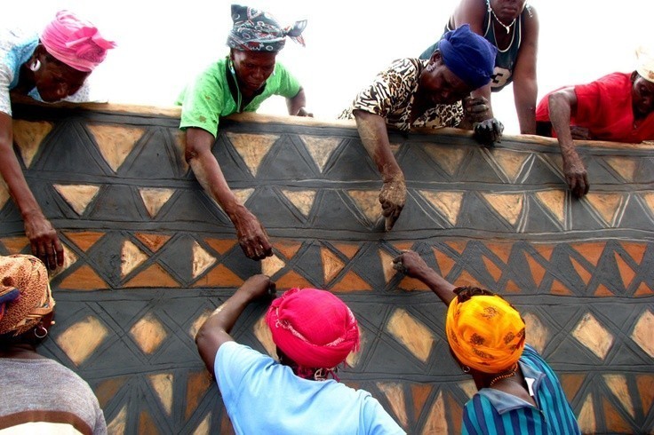 El desconocido pueblo africano en donde las casas son espectaculares obras de arte