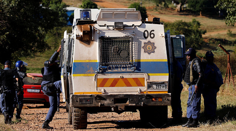 Hombre fue raptado y violado durante tres días por grupo de mujeres en Sudáfrica