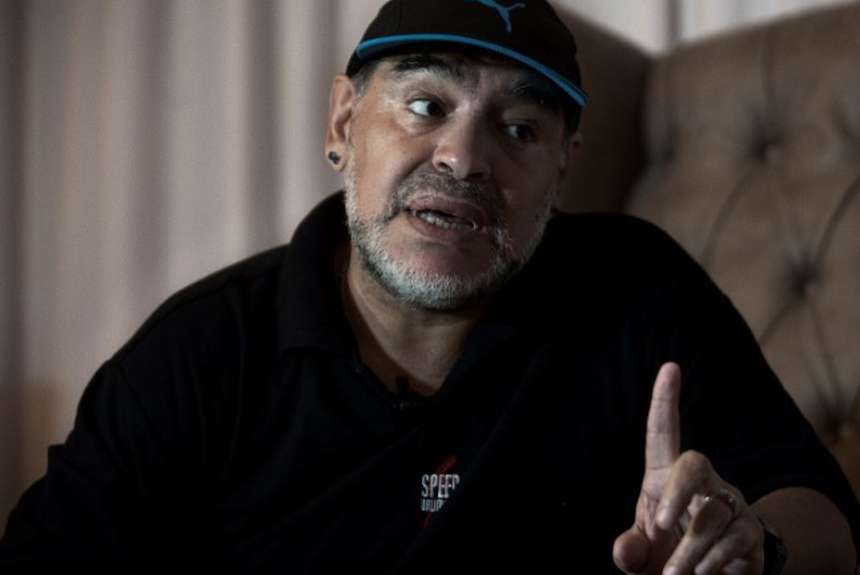Maradona con todo a Capriles: «La diferencia entre vos y yo, es que yo no me vendí nunca»