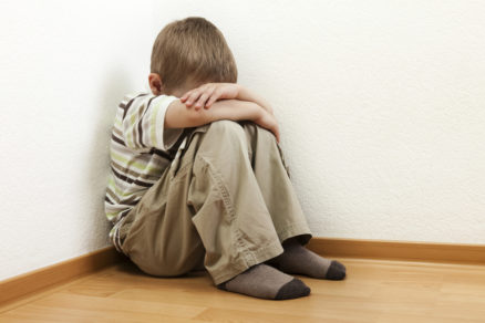 Mira los horribles y comunes castigos que se practicaban en las escuelas antiguas