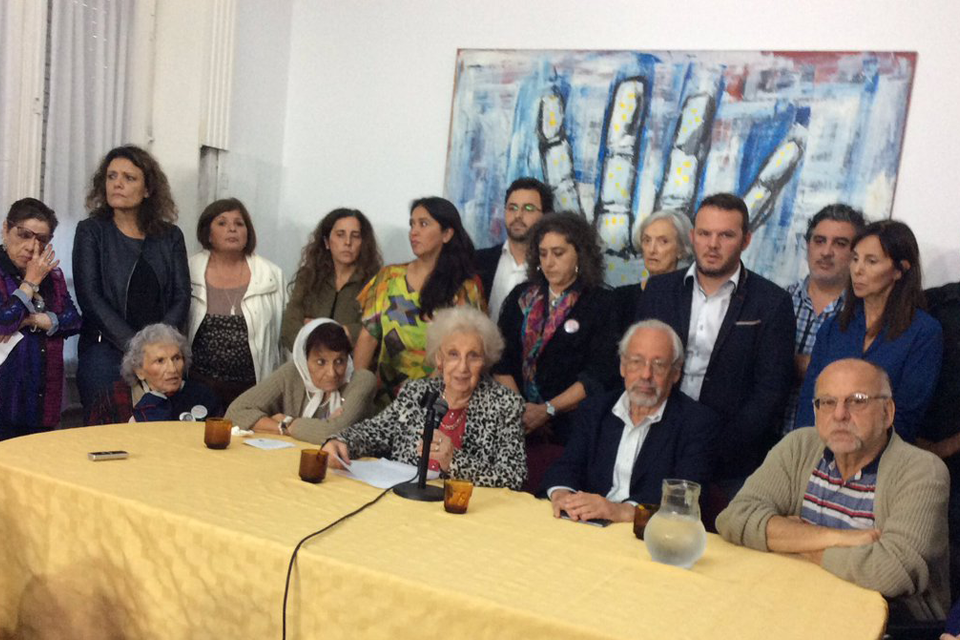 Argentina retrocede en materia de Derechos Humanos y favorece a genocidas de la última dictadura militar