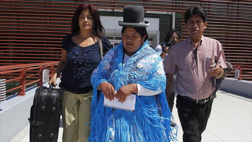 Morales: Chile discriminó a madre boliviana «por usar pollera»