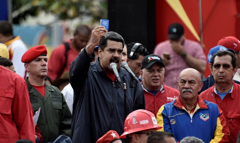 Venezuela: Maduro repudió reunión de vicepresidente de EEUU con prófugos de la justicia