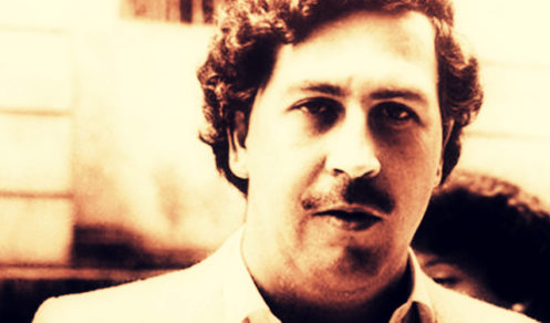 Al Patrón se le obedece: Conoce la historia de cuando Pablo Escobar obligó a José Luis Perales cantar 15 veces «¿Y cómo es él?»