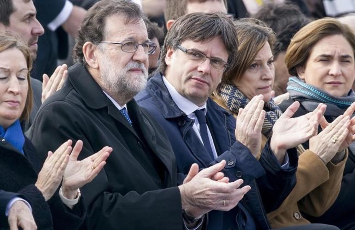 Rajoy rechaza negociar con independentistas catalanes sobre consulta soberana